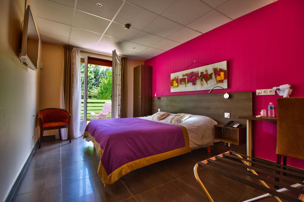 Logis Restaurant Le Du Mont Roland Hotel Sampans